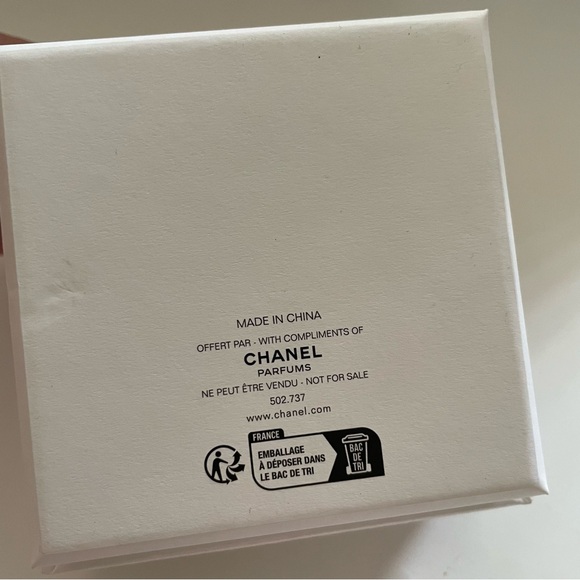 Chanel ceramic Camellia aroma diffuser fragrance flower NEW - Picture 10 of 10